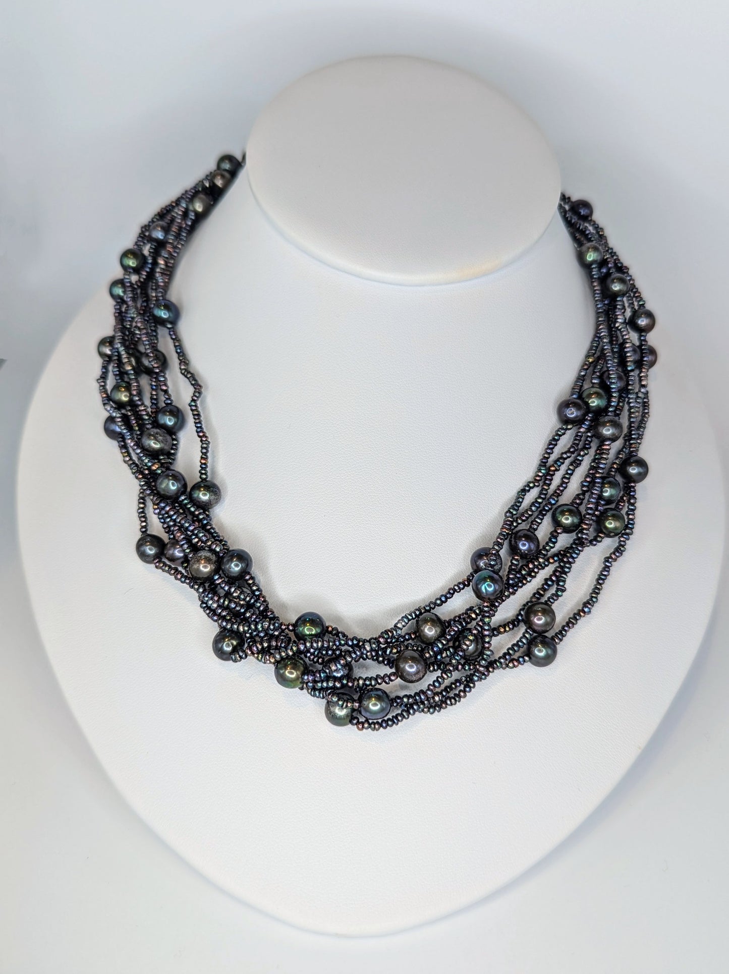 8 stranded black pearl necklace 18"