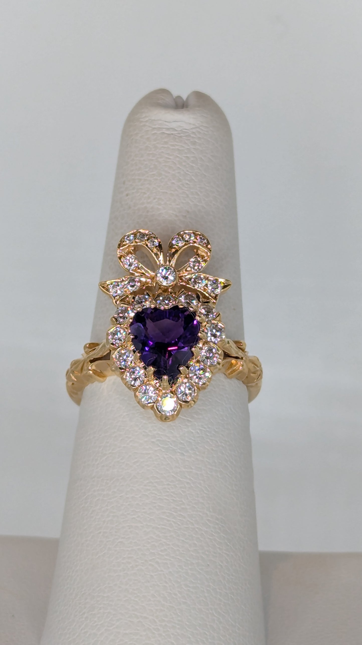 heart-shaped amethyst ring 14k yellow gold .85 diamond