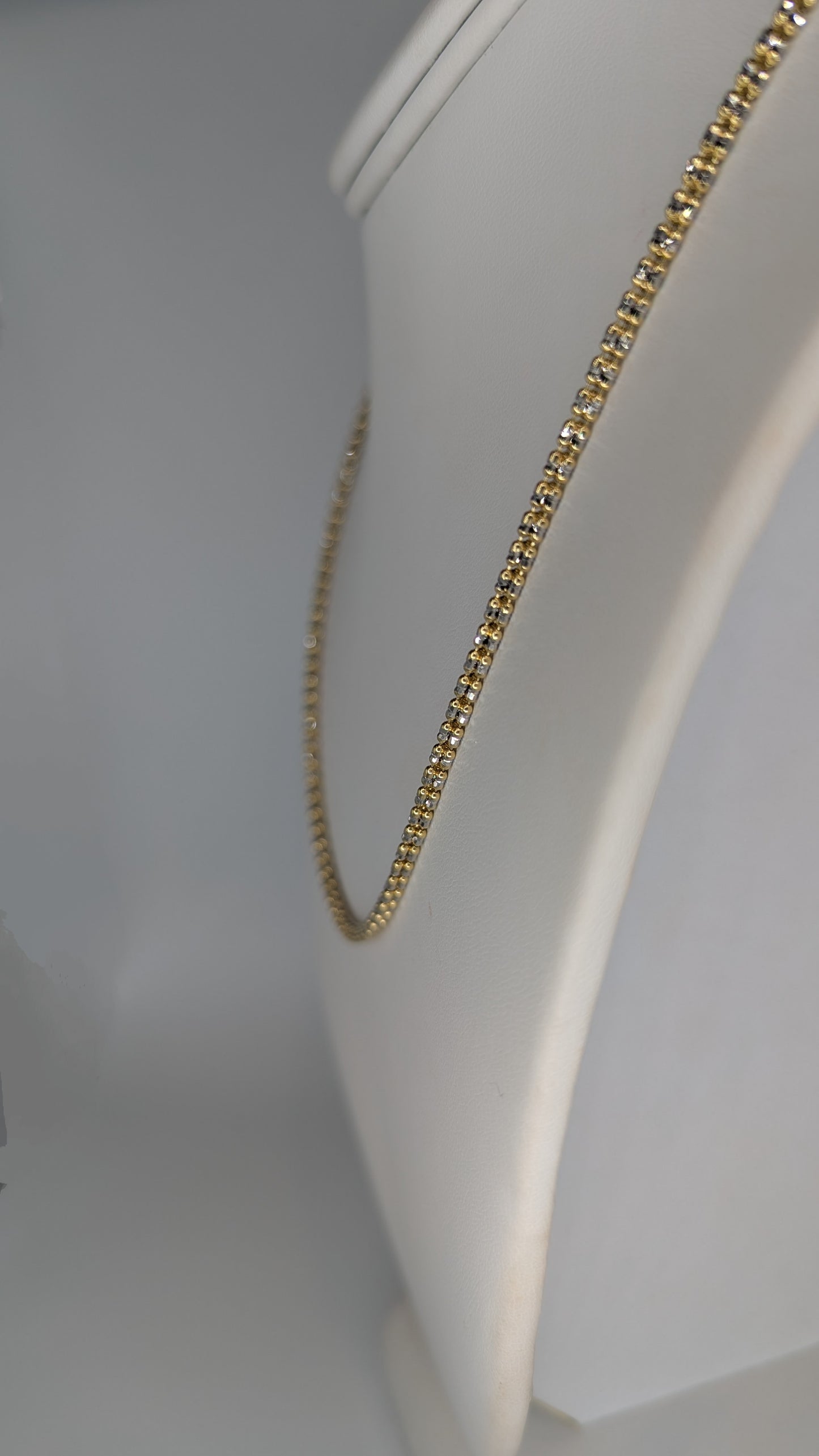 Precious Metal (No Stones) Chain