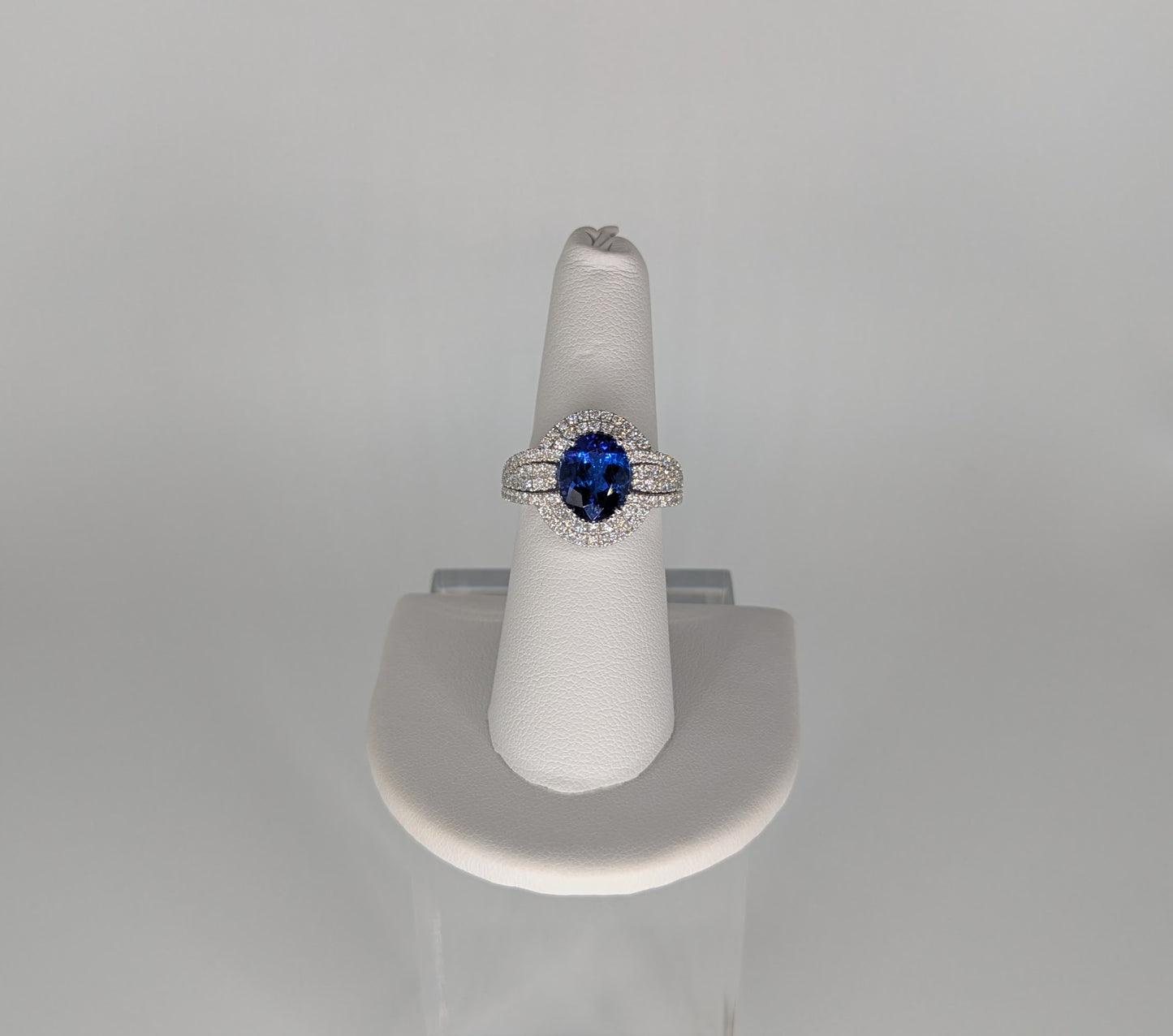 Women's Colored Stone Ring